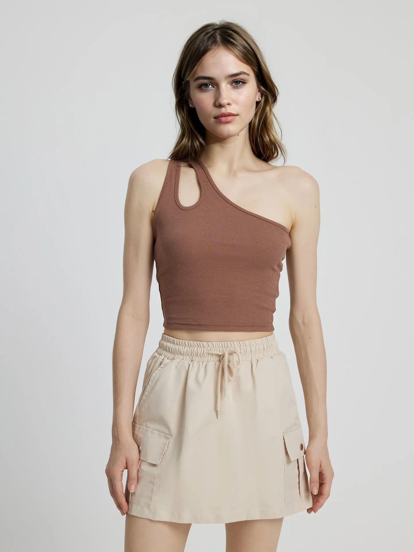 Asymmetric Cut Out Tank（ls42472T）