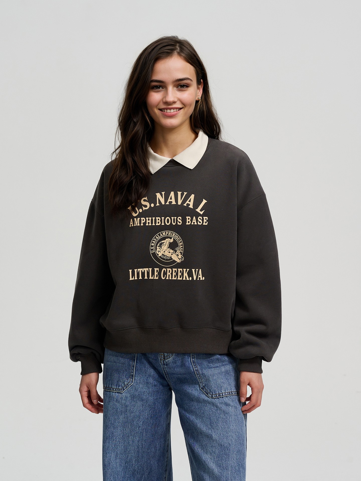 Grey Pullover Sweatshirt