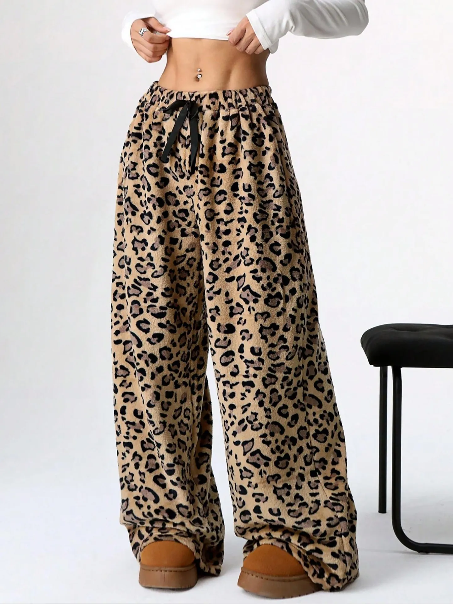 パンツ BEEDEN LEOPARD PRINT WIDE STRAIGHT PANTS beeden LEOPARD PRINT WIDE STRAIGHT PANTS - メルカリ
