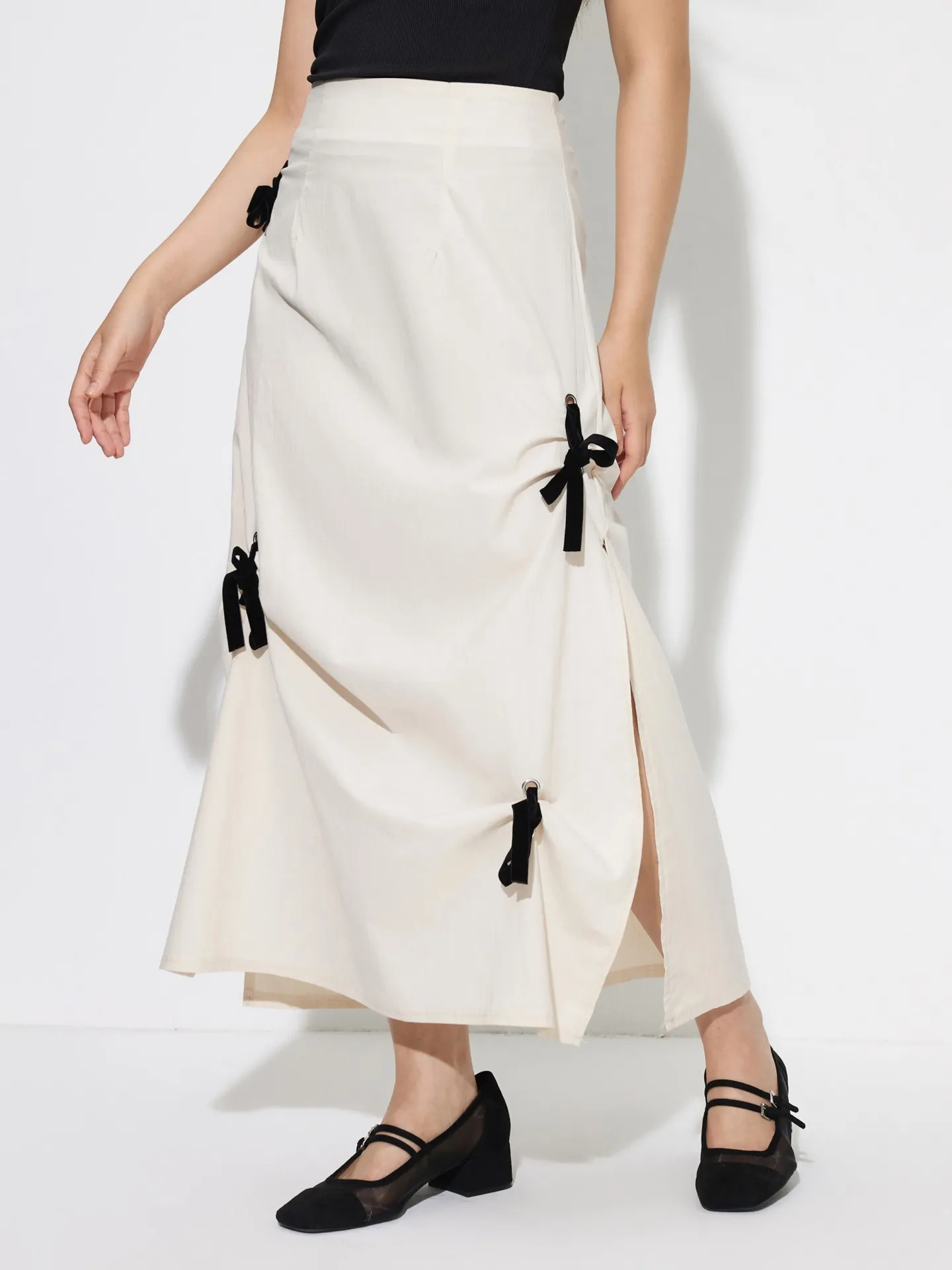 Bow A-Line Skirt | Savana | Bestsellers