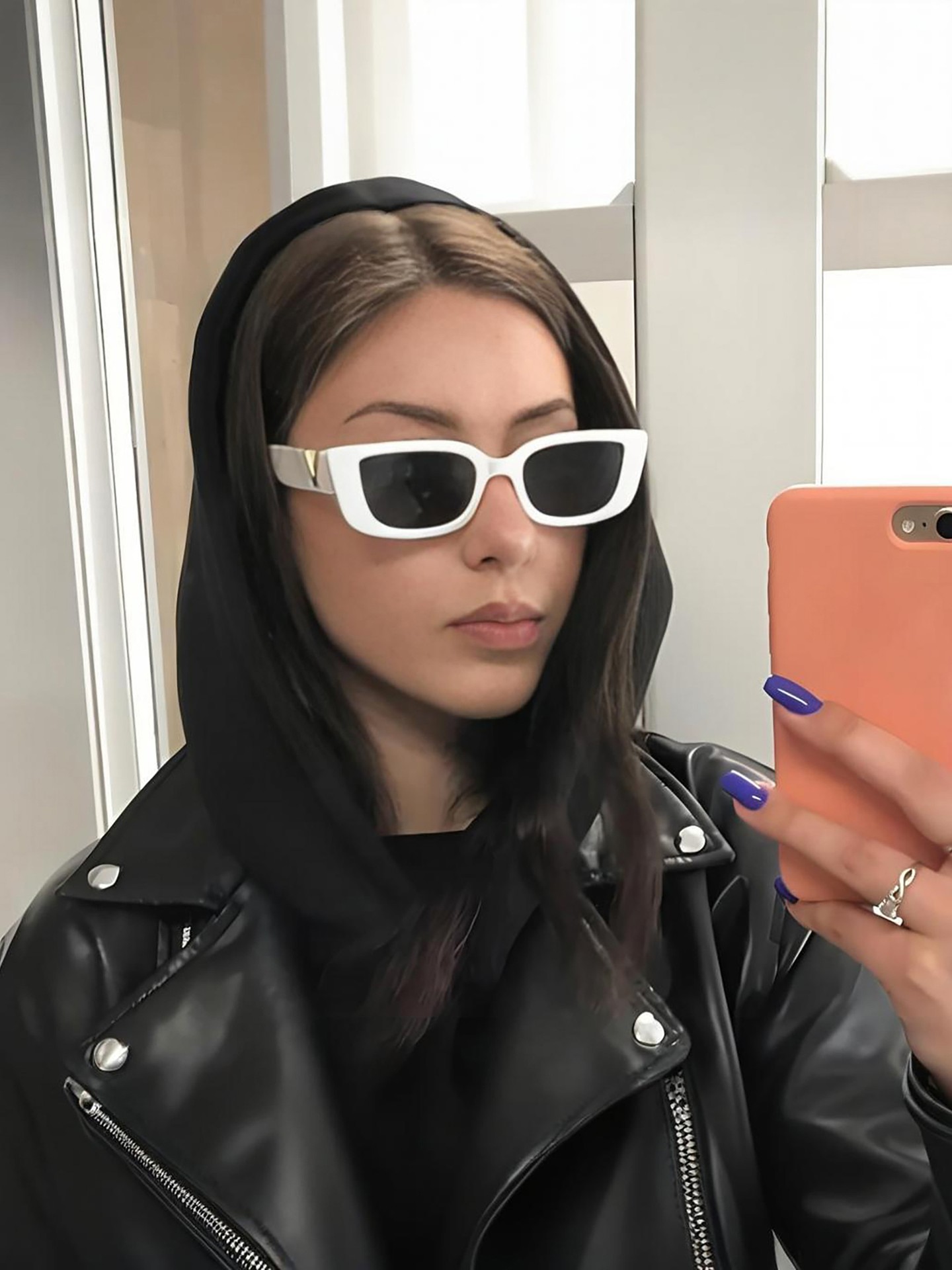 Solid Classic Sunglasses