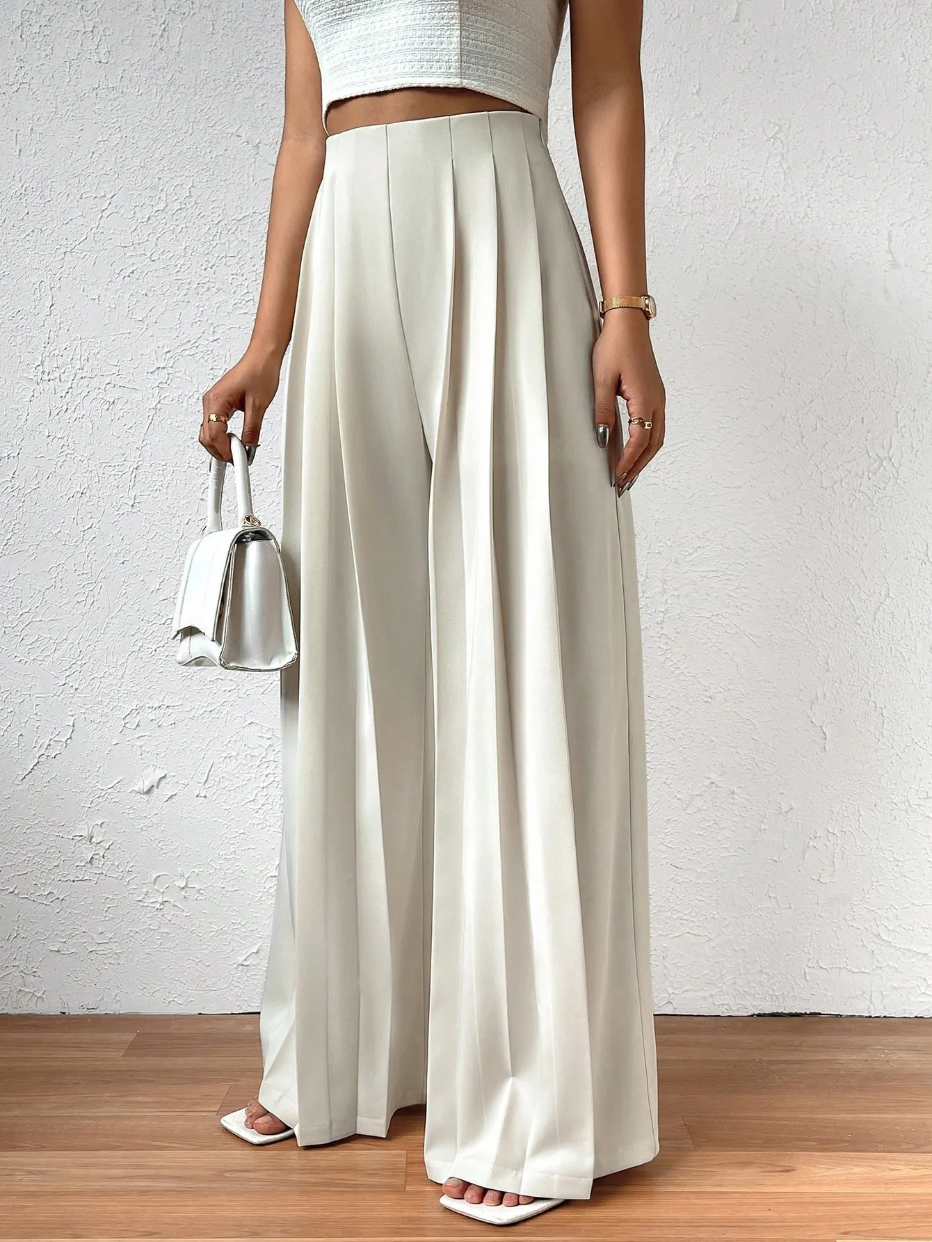 Extra Wide Leg Pleated Pants