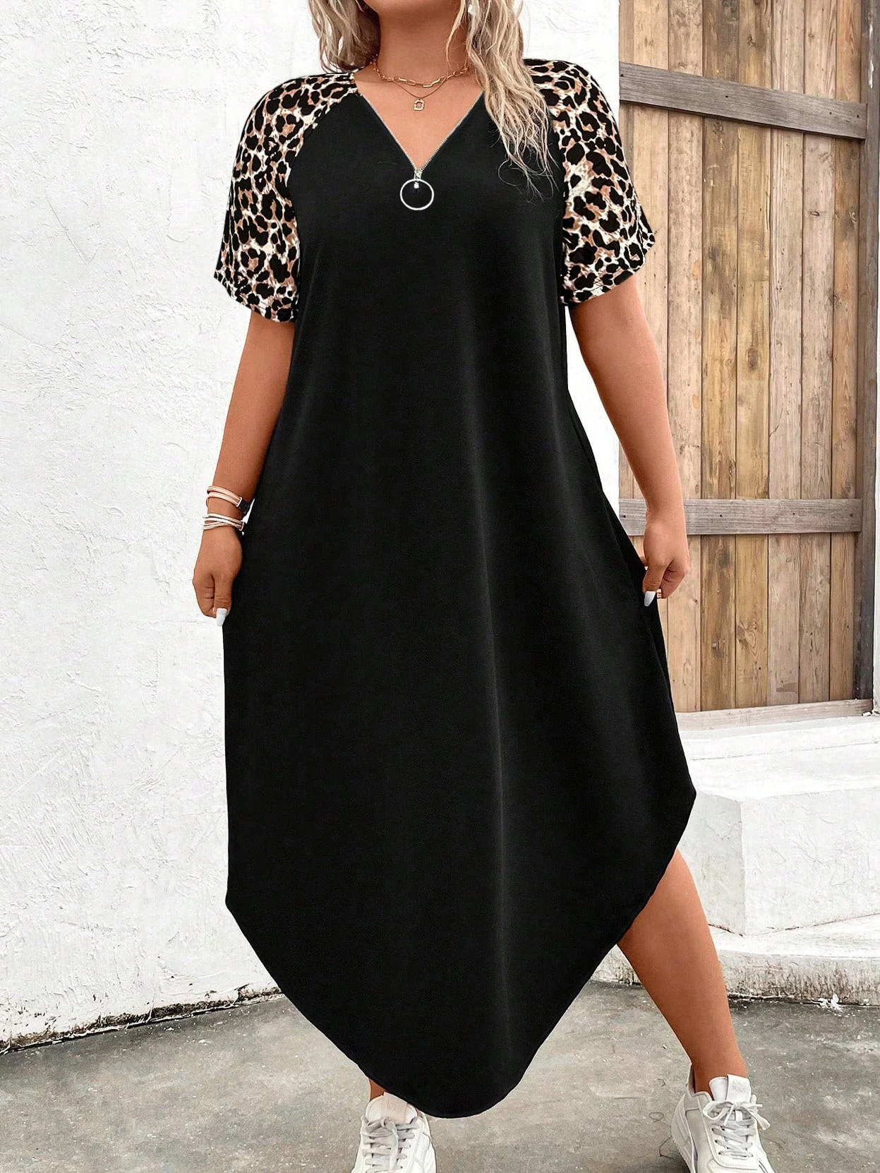 Plus Size Ring T-Shirt Dress