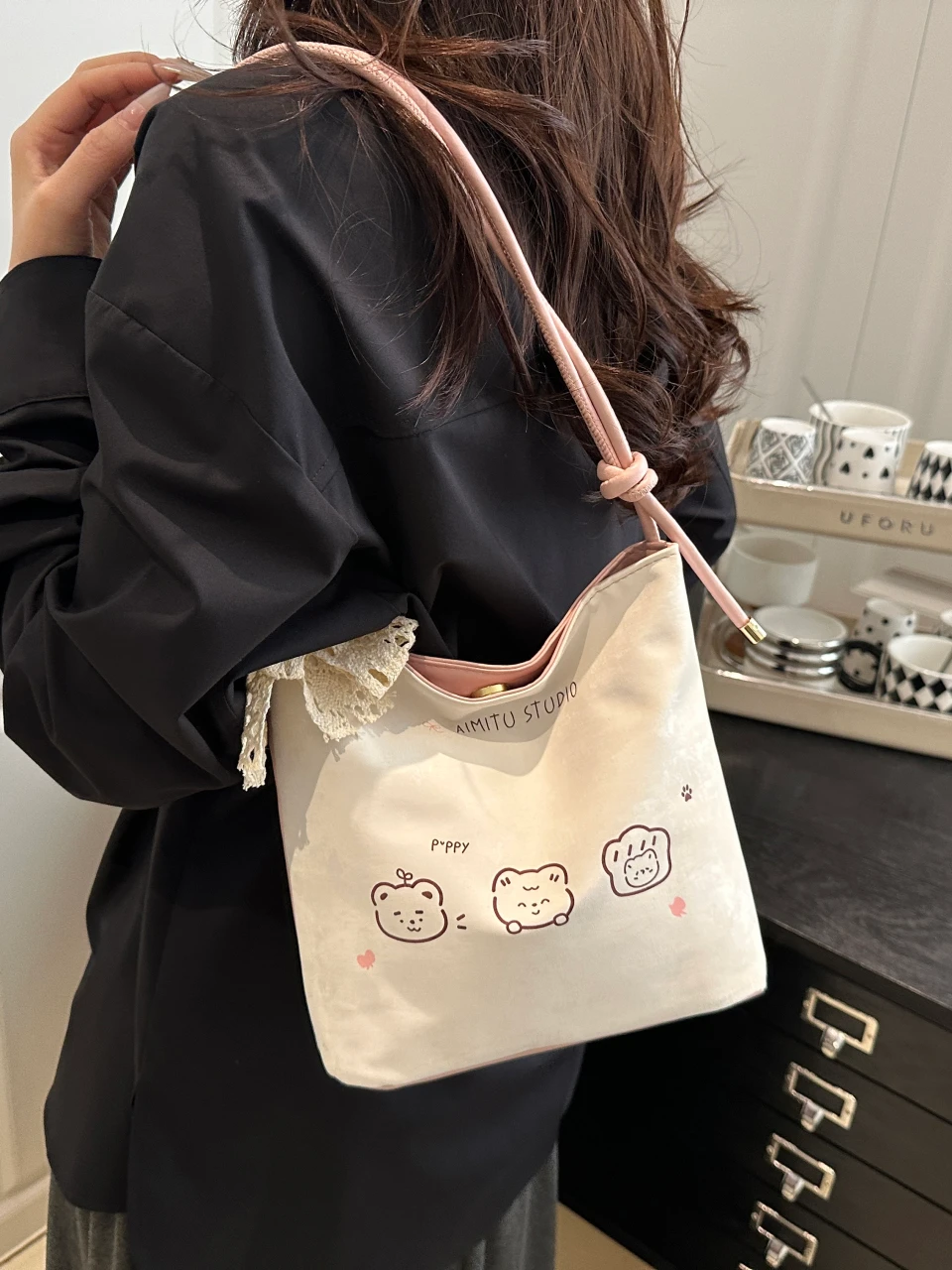 BLOSSOM SHOULDER BAG - TAWA (PRE-ORDER) main image 1