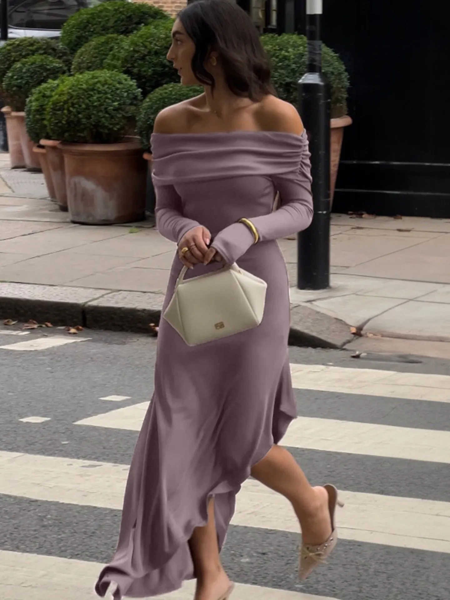 Asymmetrical Peplum Sleeveless Bodycon Dress