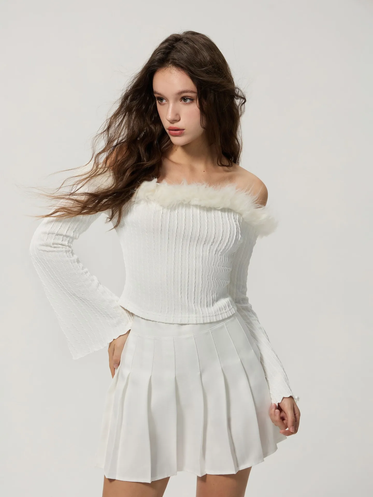 Feather Top | Savana | Bestsellers