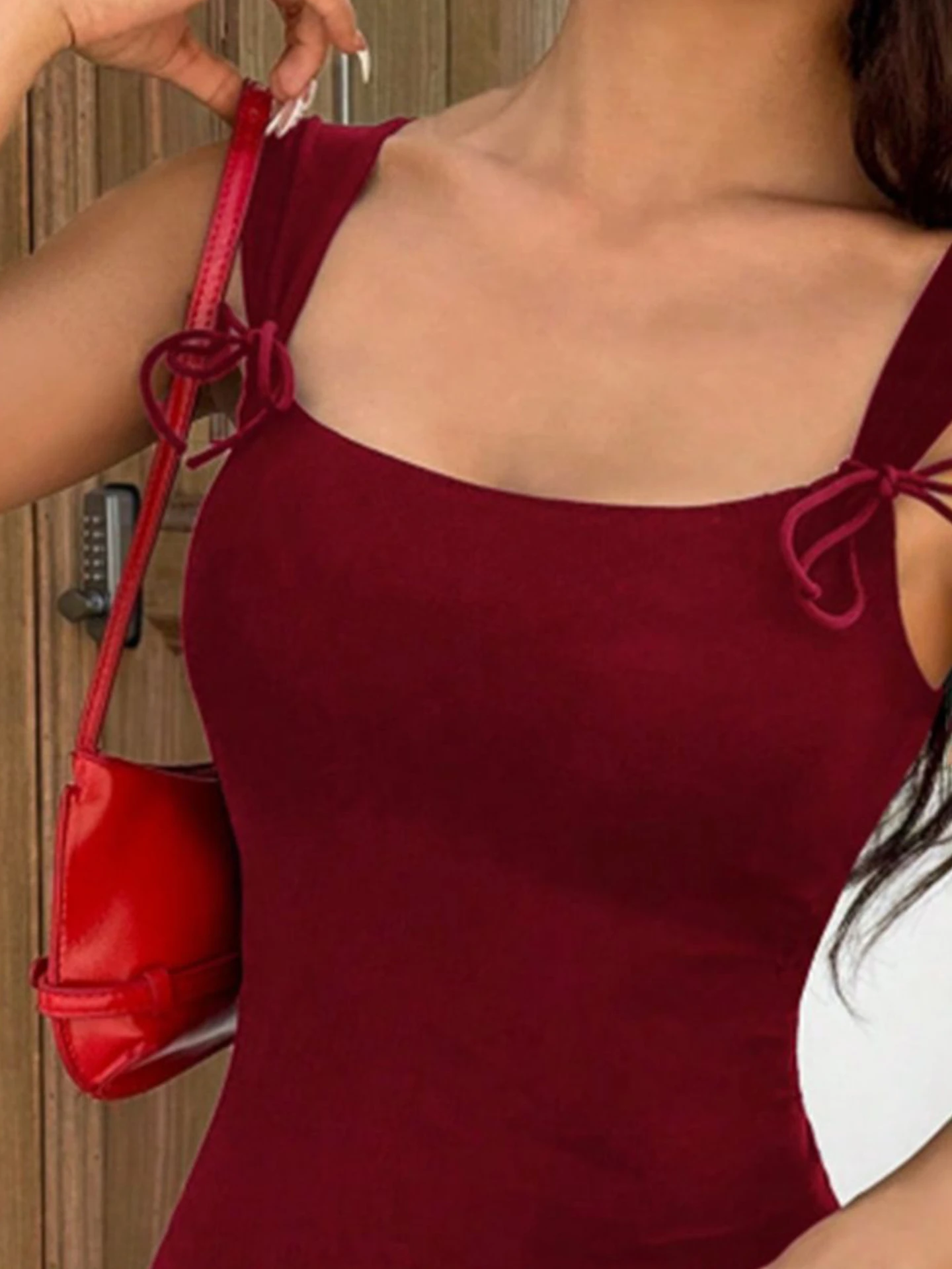 Avenne Contrast Bow Dress