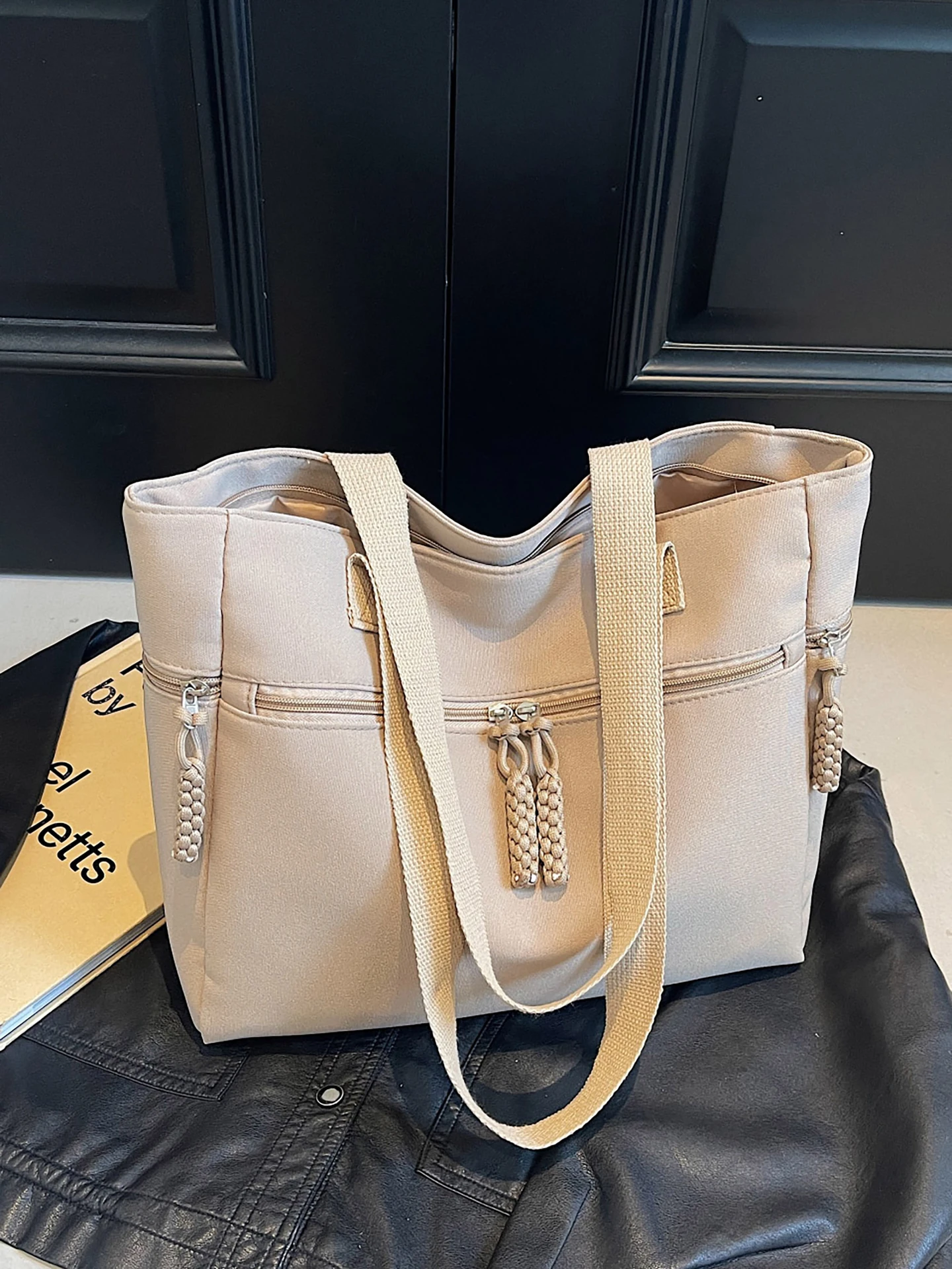 selva secreta♡Bucket tote bag selva secreta】Bucket tote bag(black)