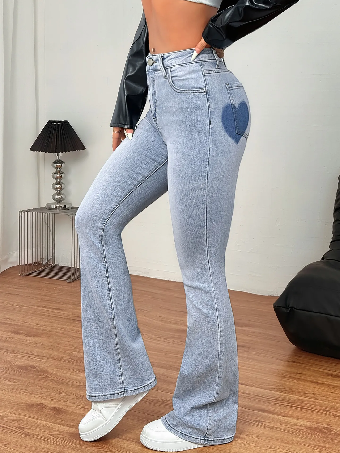 High Stretch ] High Waist Heart-Shaped Pattern Flare Leg Jeans