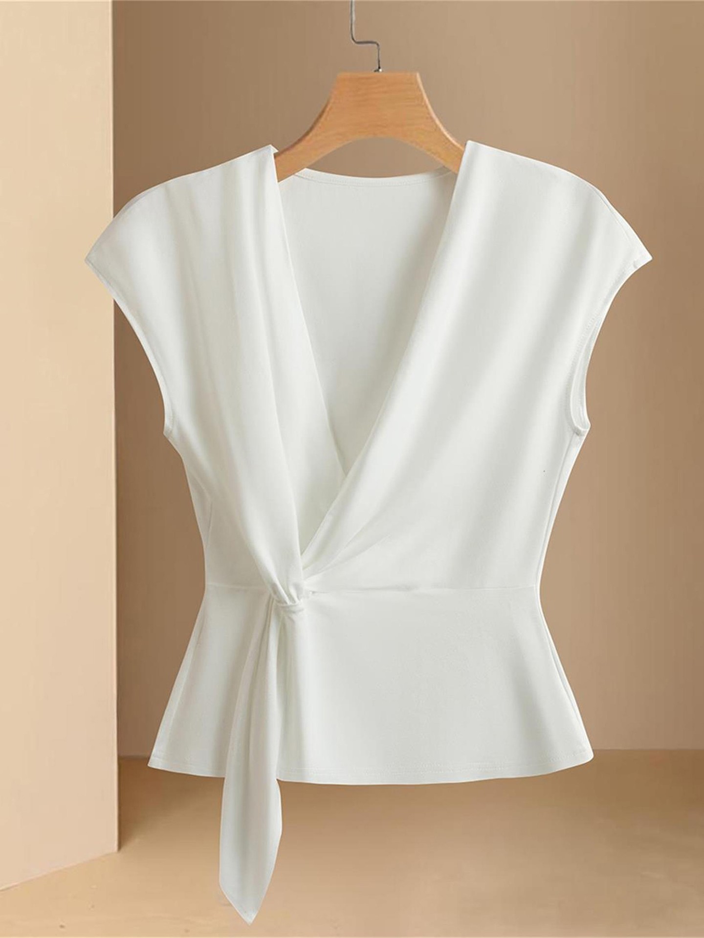 Knotted Top