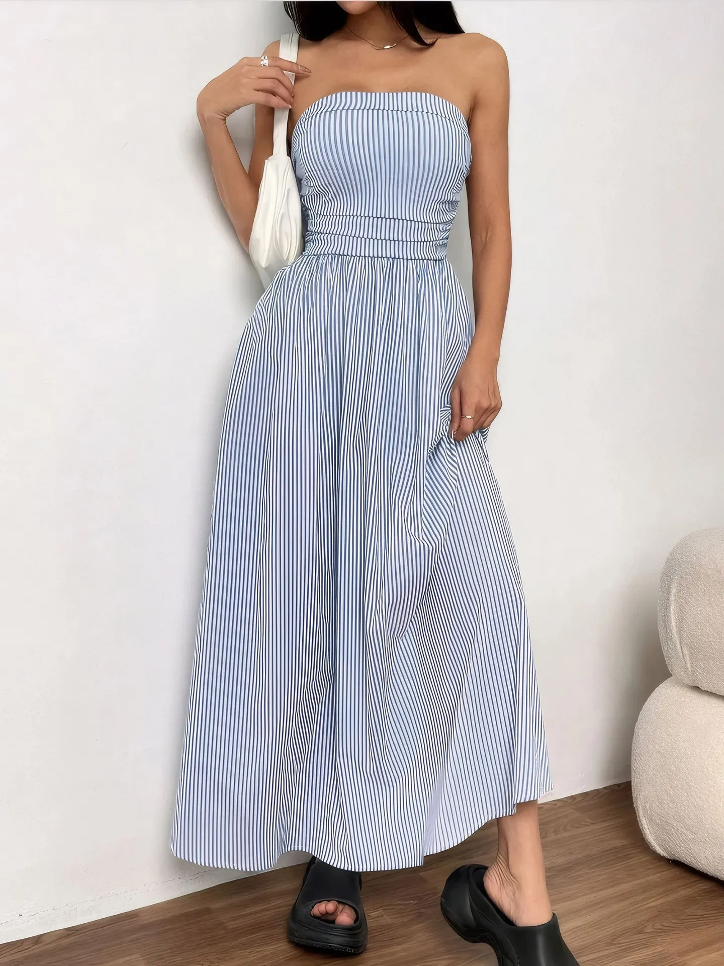 Sequin V-bar Crisscross Tube Dress main image 0