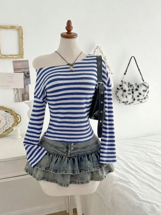Textured One Shoulder Top