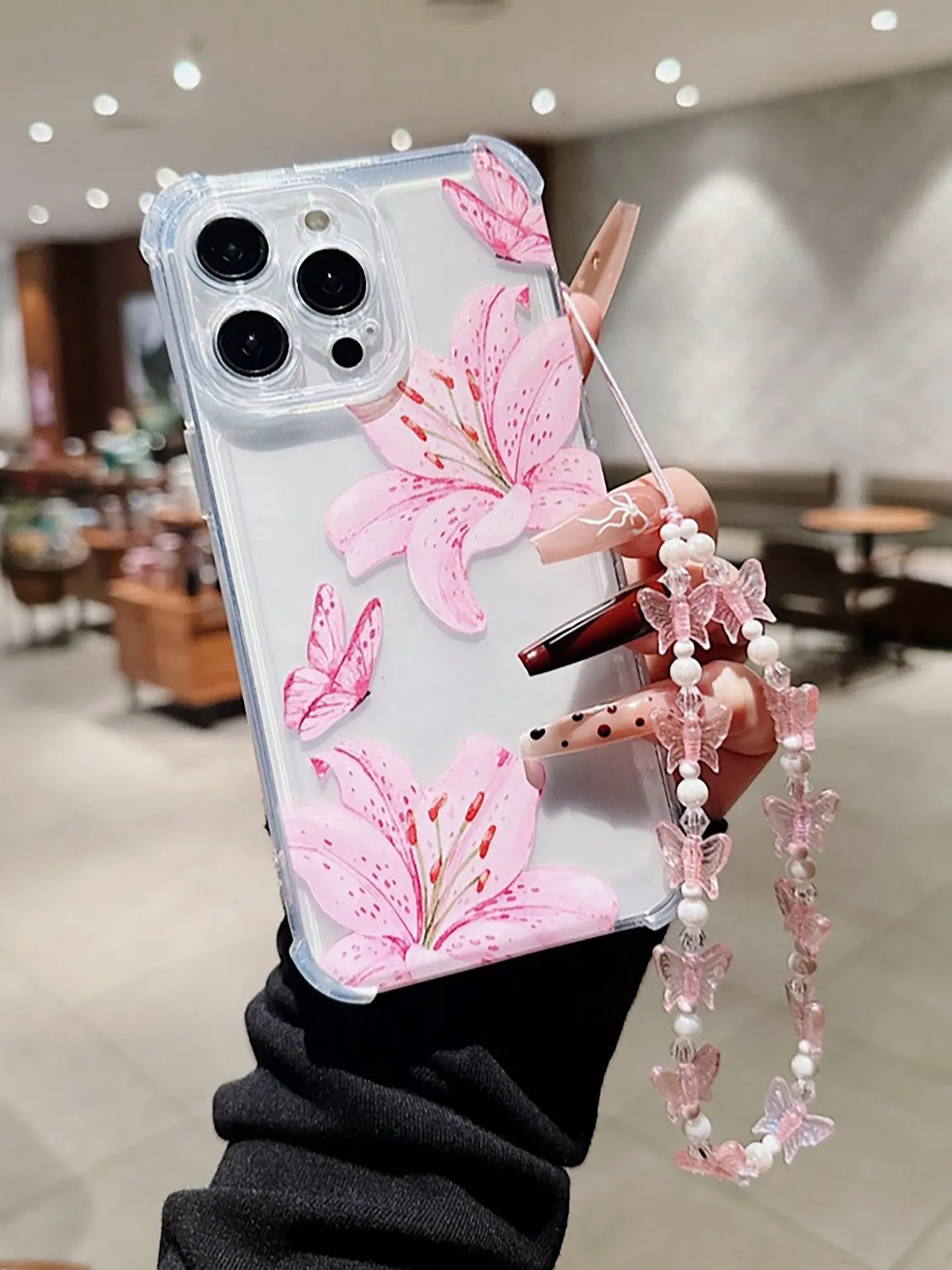 Chain Phone Case | Savana | Bestsellers